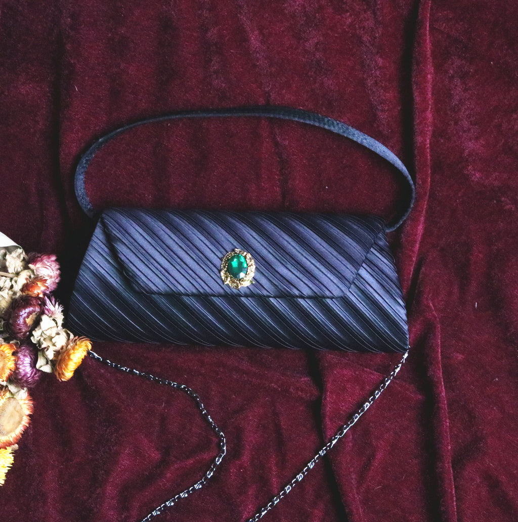 Vintage Antique Bag With Drill Hand Carrying Chain handbag