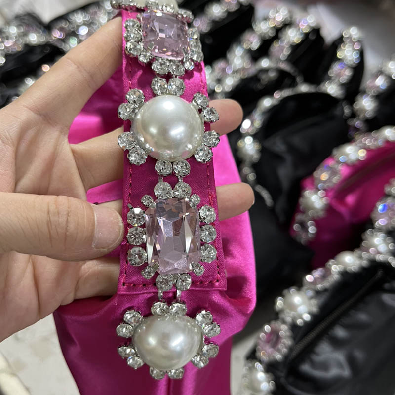 Handbag Pearl Satin Bread With Diamonds