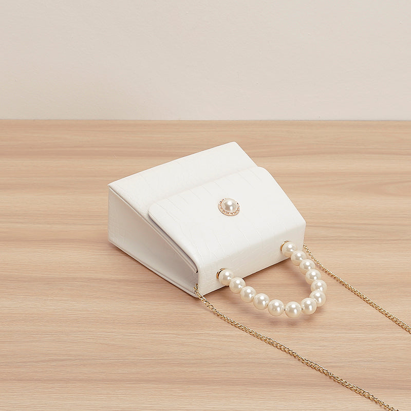 Pearl portable simple small square bag