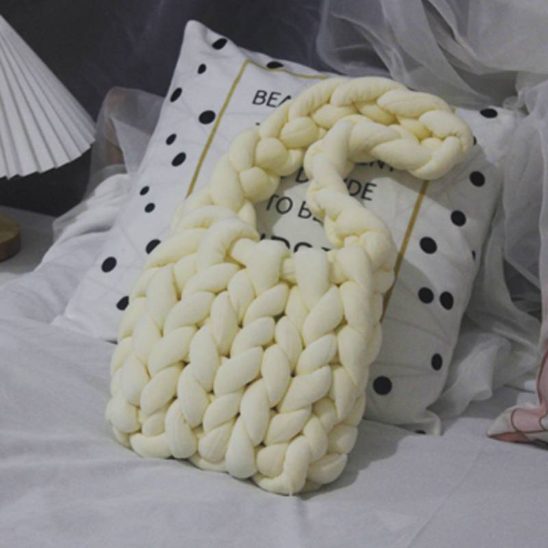Hand-woven Super Coarse Wool Material Bag
