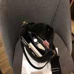 Scrub bucket bag shoulder bag