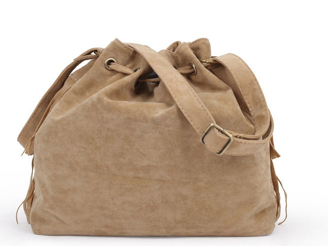 Women bag tassel shoulder bag foreign trade ladies bag Europe and the United States trend shoulder bag