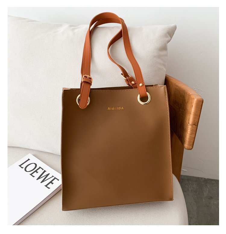 The New Style Trendy Simple Shopping Bag Tote Handbags Casual Shoulder Bag Large-capacity Portable Soft Leather Bag