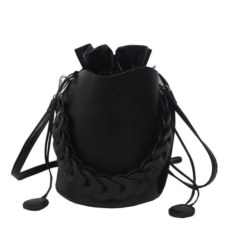 Trendy Fashion Net Red Bucket Bag Niche Design Diagonal Cross Ocean Shoulder Bag Casual Female Bag