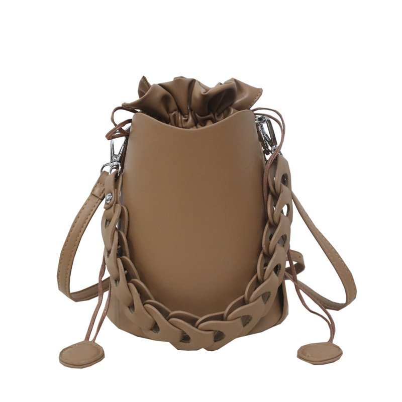 Trendy Fashion Net Red Bucket Bag Niche Design Diagonal Cross Ocean Shoulder Bag Casual Female Bag