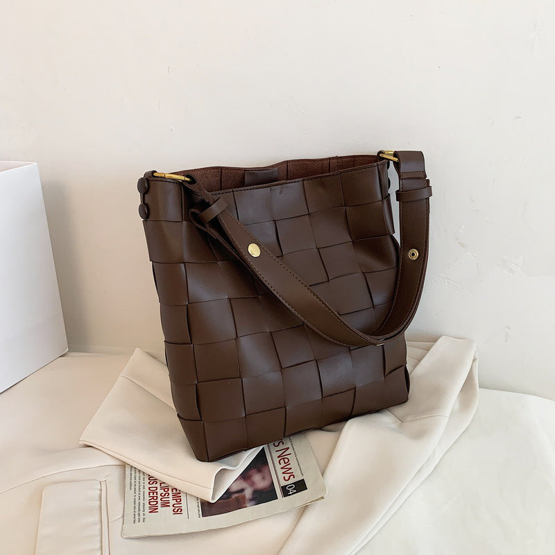 Autumn New Tide Simple Braided shoulder Bag