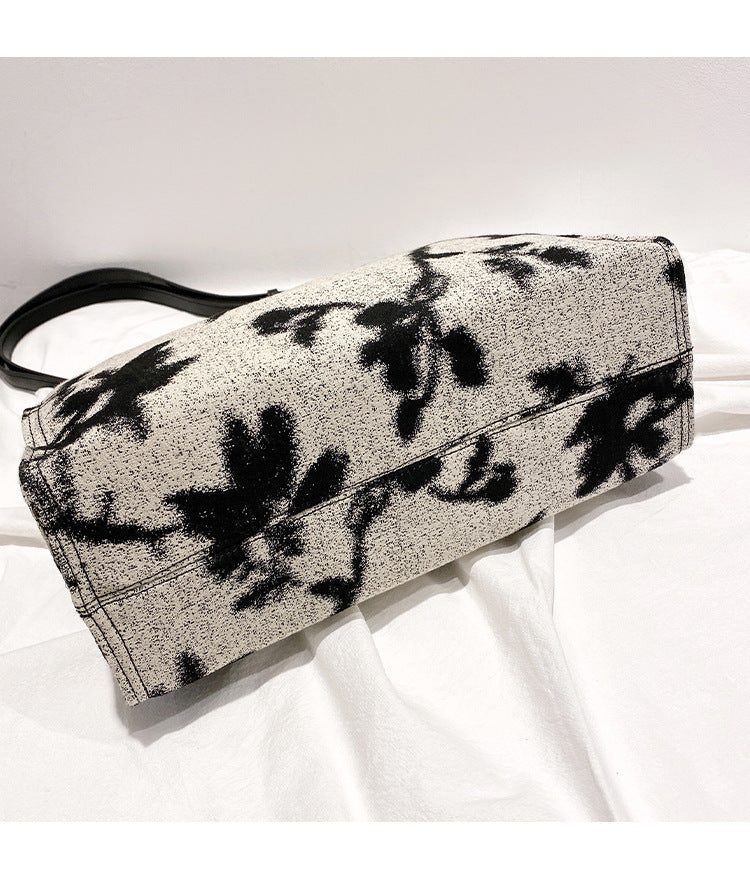 Black-and-white Big Bag shoulder bag Large Capacity