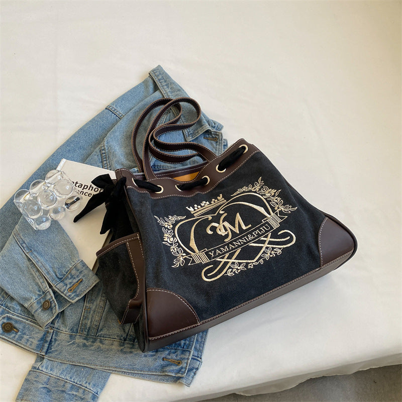 Popular Versatile Canvas Bag With One Shoulder