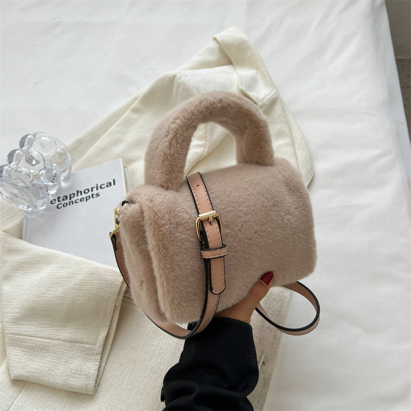 Popular Crossbody Niche Design Portable Hair Bag