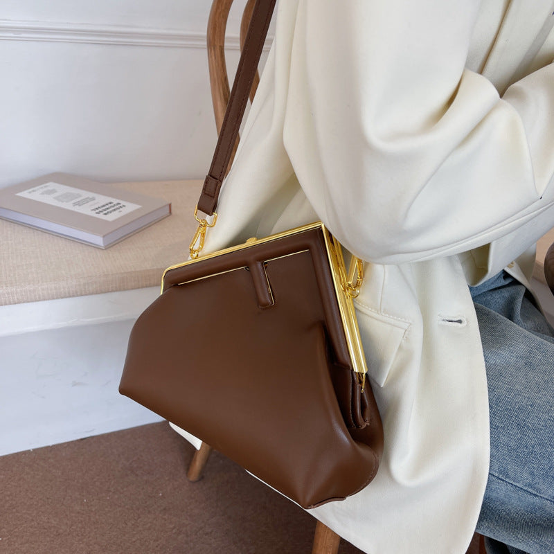 Simple crossbody Bag Messenger Clip Buckle Fashion Trend