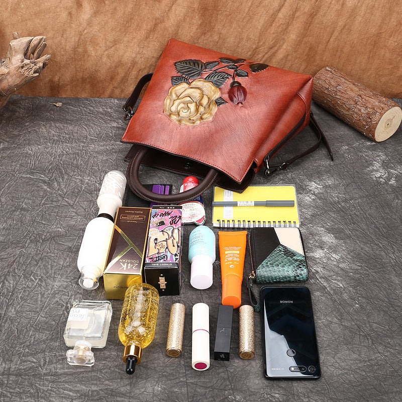 Hand-rubbed color handbag