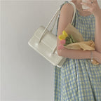 Summer Fashion Oil Wax Leather Portable Shoulder Bag