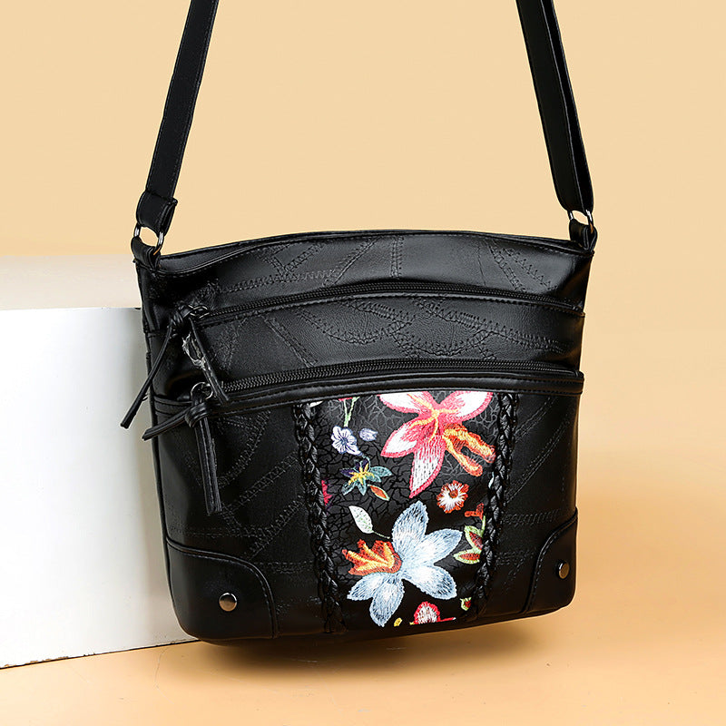 Soft Leather Textured Women's Pouches New Fashion Messenger Bag Mom crossbody Bag Middle-aged And Elderly Trendy Women's Bags