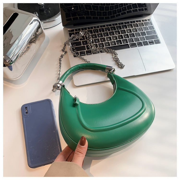 Fashion Chain Slung Saddle Bag Personality