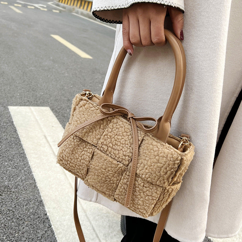 Plush All-match Messenger Bag Fashion One-shoulder Western Style