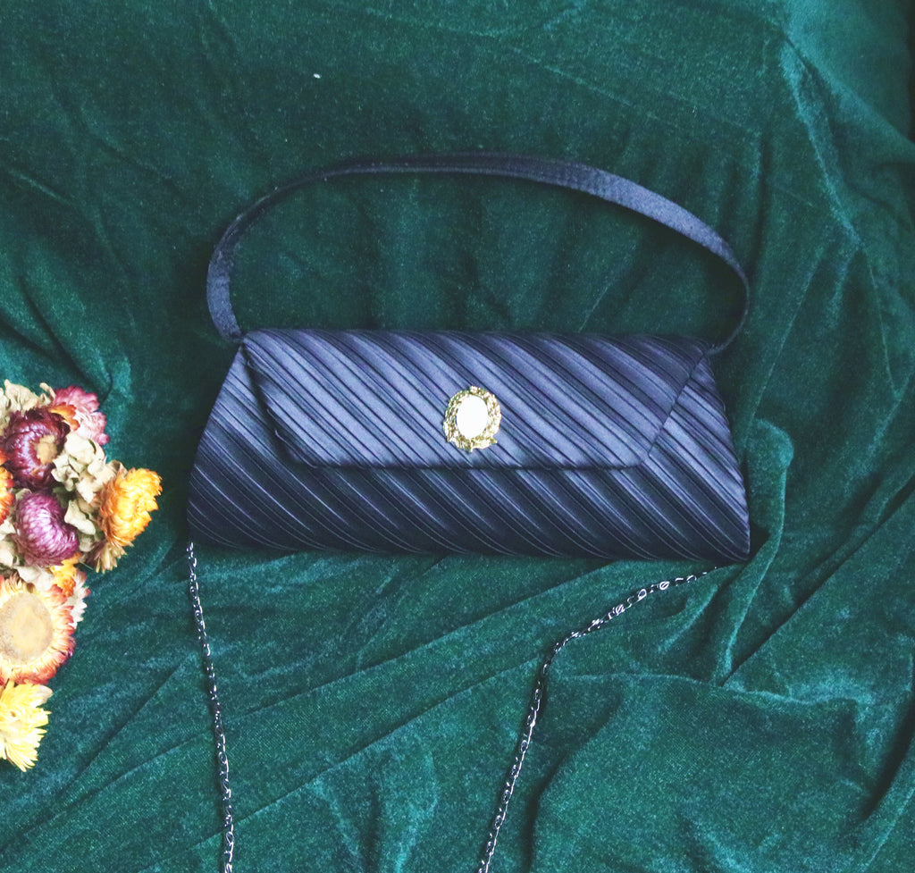 Vintage Antique Bag With Drill Hand Carrying Chain handbag
