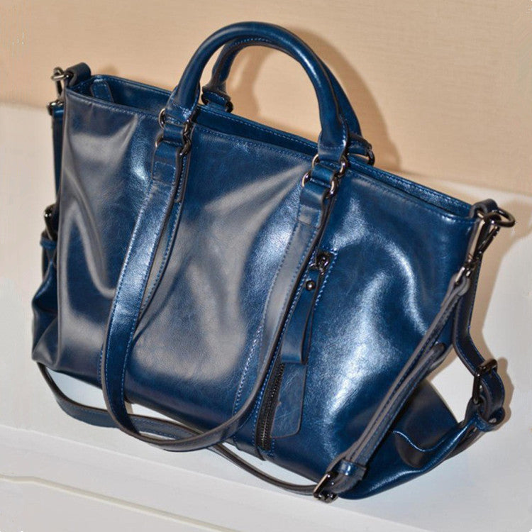 Women's Fashion Oil Wax Leather Portable Shoulder Messenger Bag