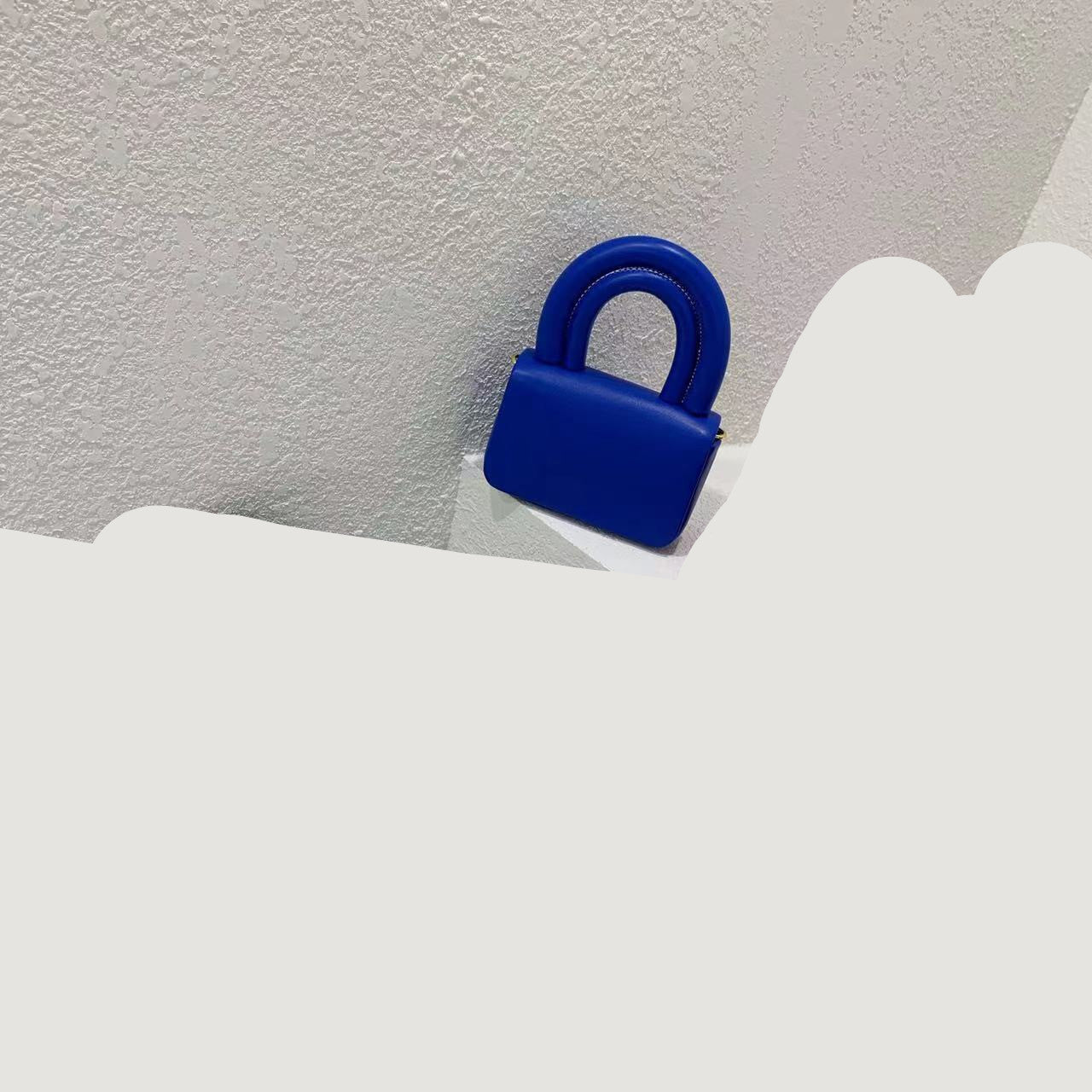 9e3f7e128d3a5397b2b87b5b50d82825
