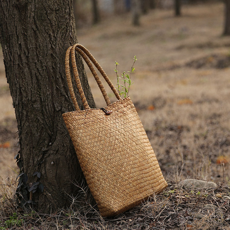New beach woven straw bag shoulder bag simple literary female female mat bag