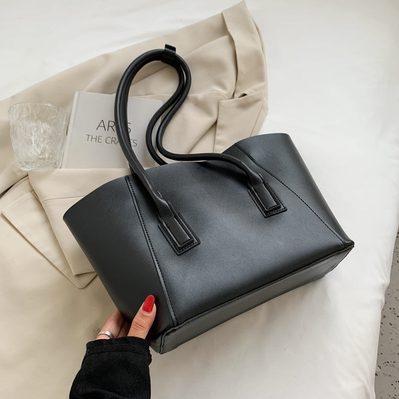 Versatile Retro Tote Bag Niche Fashion Single Shoulder Big Bag Trend