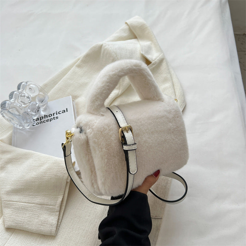 Popular Crossbody Niche Design Portable Hair Bag