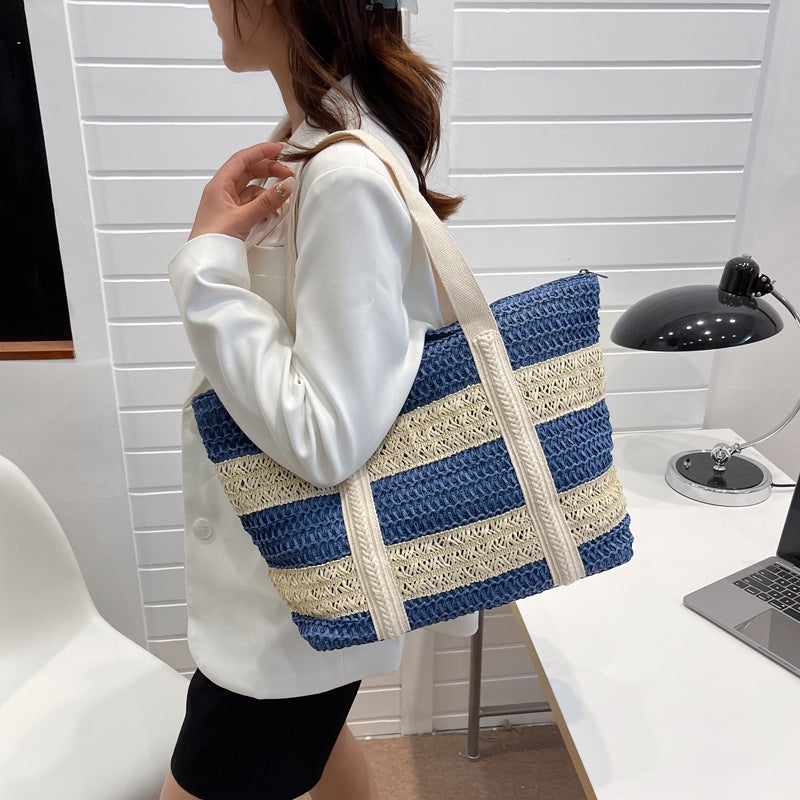 Women's Large Capacity All-match Commuter Straw Woven shoulder Bag