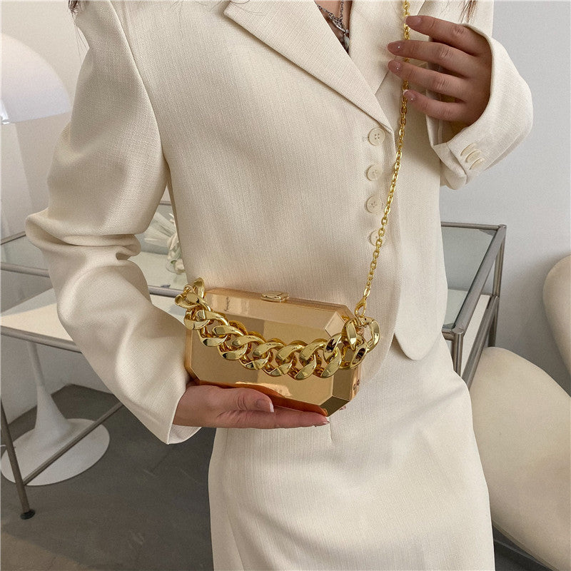 Fashion Thick Chain Messenger Bag