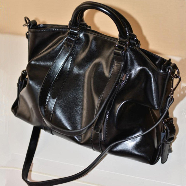 Women's Fashion Oil Wax Leather Portable Shoulder Messenger Bag
