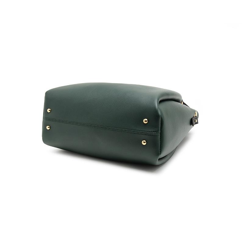 Tassel bucket big shoulder bag