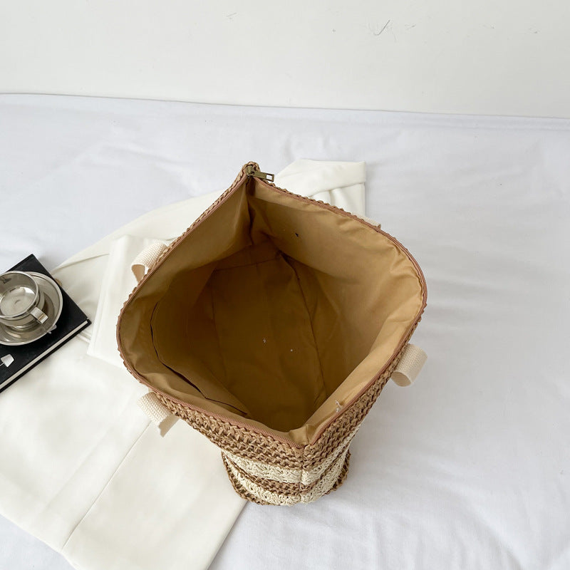 Women's Large Capacity All-match Commuter Straw Woven shoulder Bag