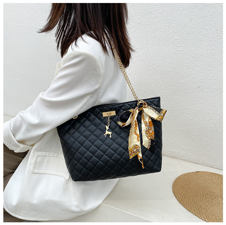 Ladies Lingerie Underarm Silk Scarf One Shoulder Messenger Bag