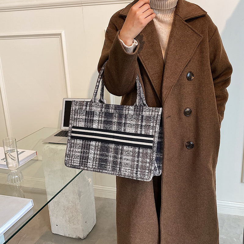 Stylish Canvas Check One Shoulder Tote handBag