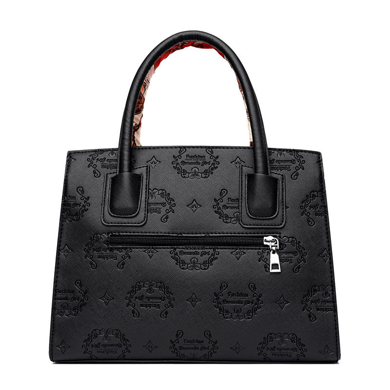 Large-capacity Fashion And Popular Embossed Ladies One-shoulder Messenger Handbag