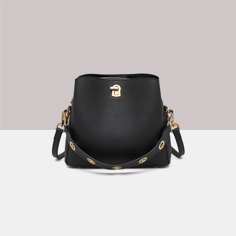 New Women's Fashion Top Layer Leather Hand-held Messenger crossbodyBag