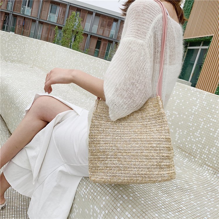 Casual Woven One-shoulder Straw Woven Bag New Portable Women