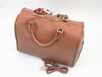 Design A Large-capacity Backpack With One Shoulder Slung Diagonally travel bag