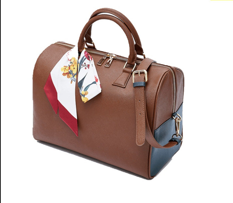 Design A Large-capacity Backpack With One Shoulder Slung Diagonally travel bag