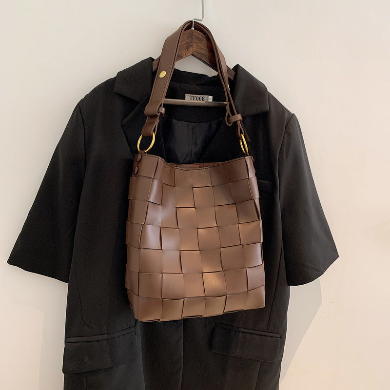 Autumn New Tide Simple Braided shoulder Bag
