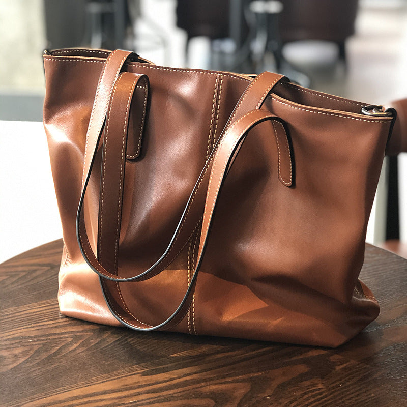 Women's Large Capacity Urban Simple Leather Messenger Bag